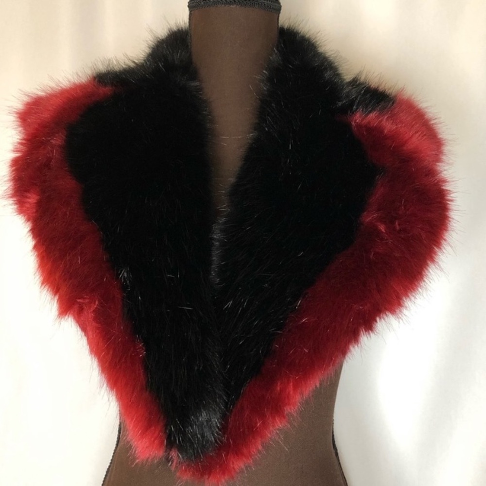 GORGEOUS ZARA NWT Faux Fur Scarf - Picture 3 of 4